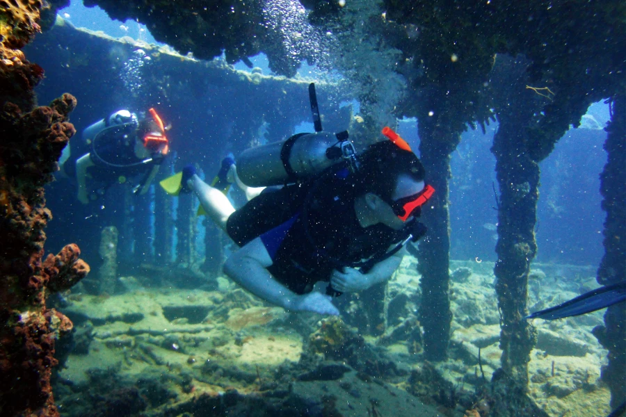 Ship Wreck Diving